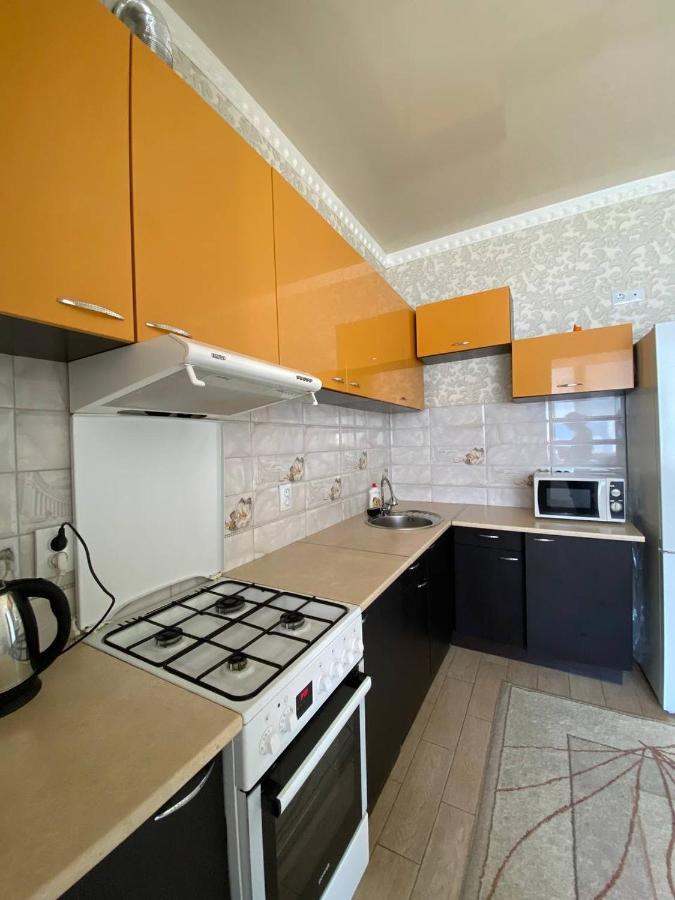 Apartments Koryatovichi Street Kamianets-Podilskyi Exterior photo